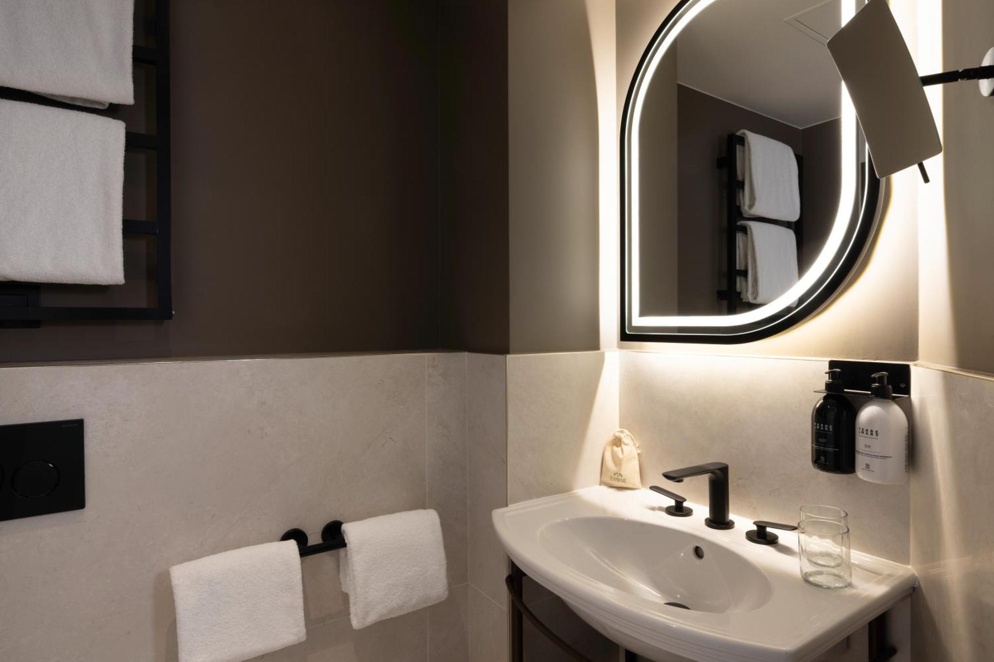 Hotel L'Ormaie & Spa Parijs Buitenkant foto